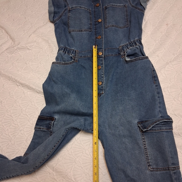 Celebrity Pink Blue Denim Overalls Size M - Picture 15 of 16